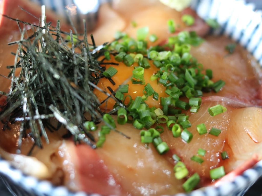 海鮮丼